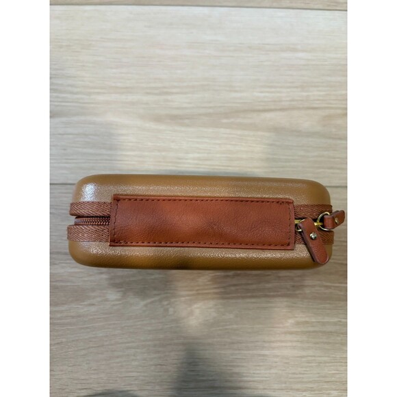 BRIC'S for Qatar Airways Amenity Kit Travel Case Pouch Tan Brown FORMIA Exclusiv - Picture 4 of 8